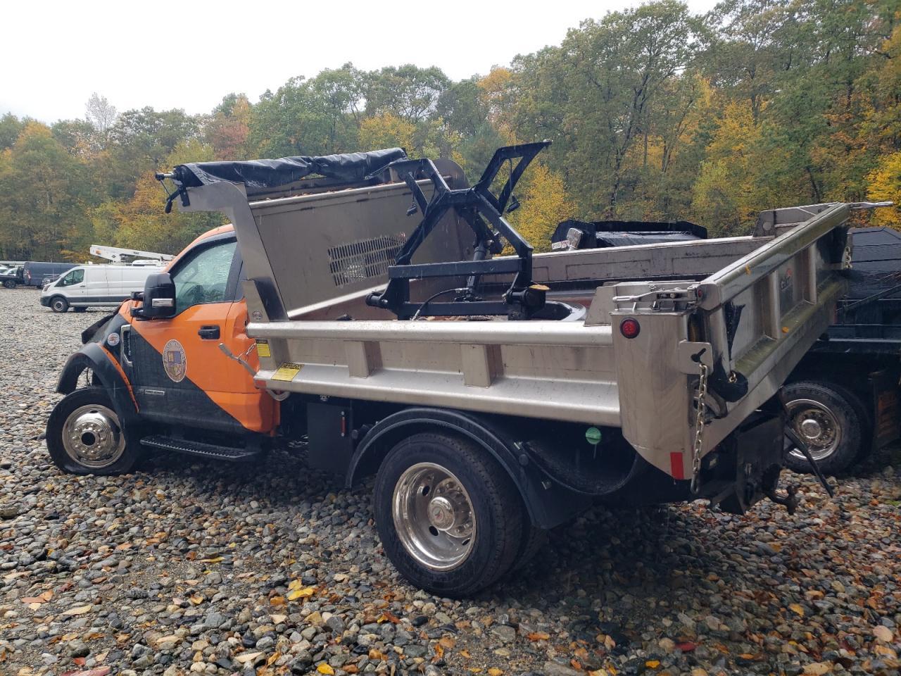 2022 Ford F550 Super Duty - Фото 2