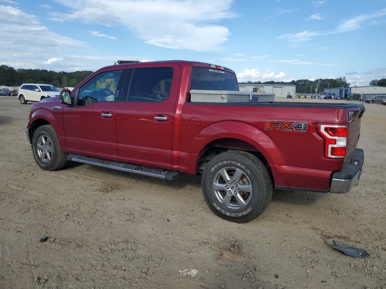 2018 Ford F150 Supercrew - Фото 2