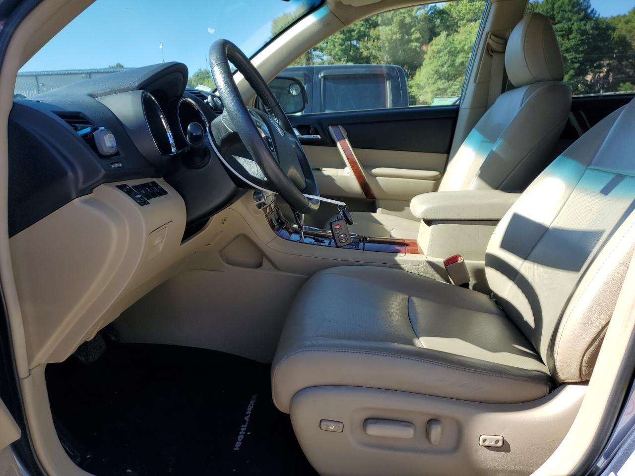 2013 Toyota Highlander Limited - Фото 7