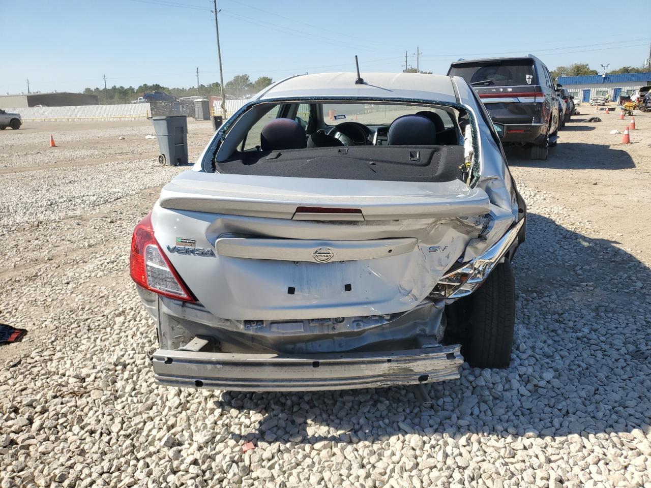2019 Nissan Versa S - Фото 6