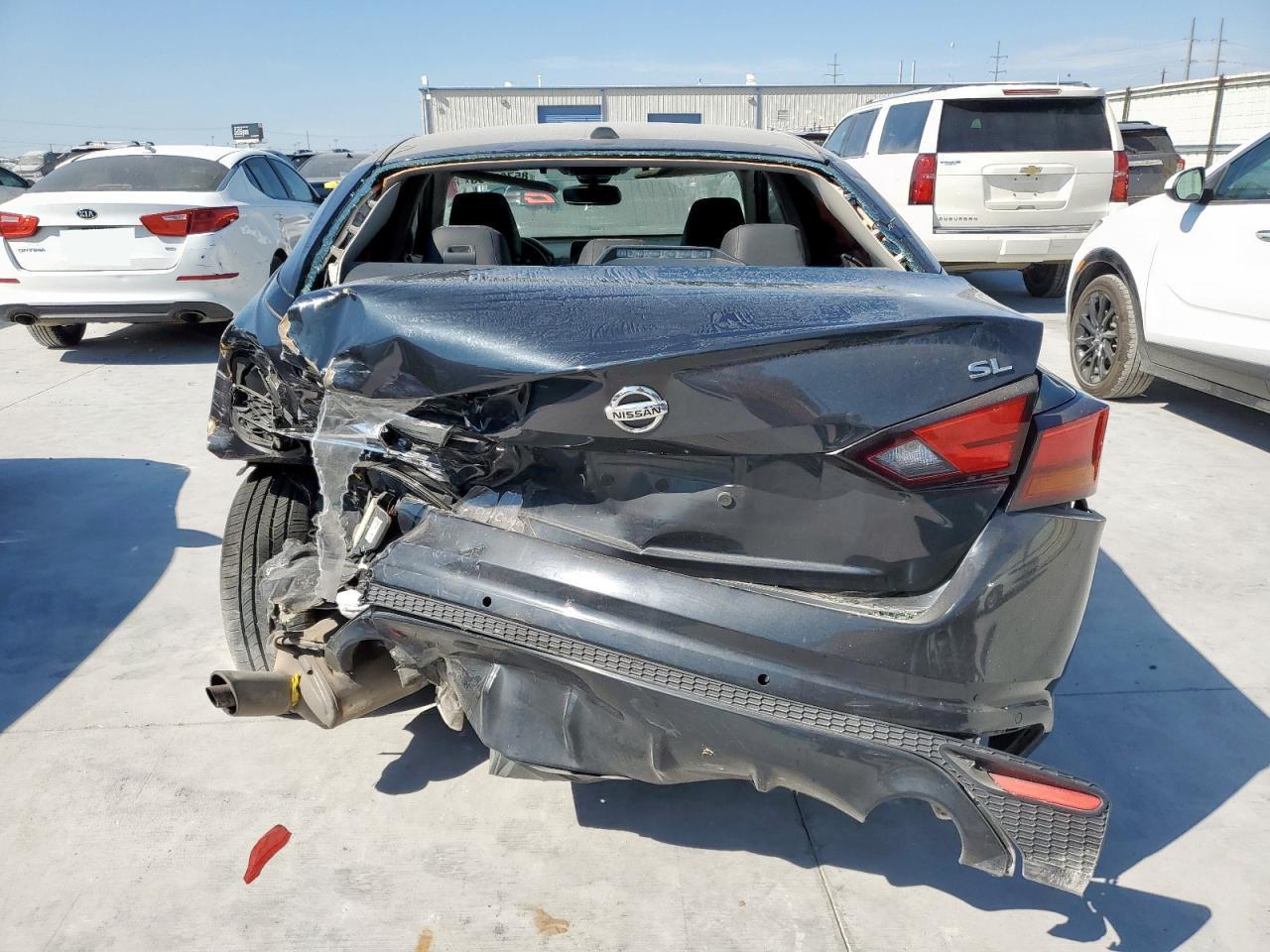 2020 Nissan Altima Sl - Image 6