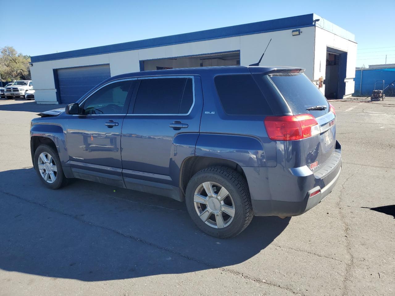 2013 GMC Terrain Sle - Image 2