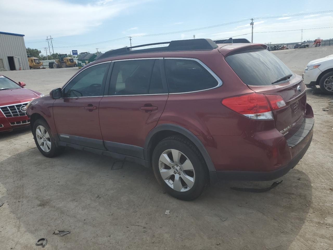 2011 Subaru Outback 2.5I Limited - Фото 2