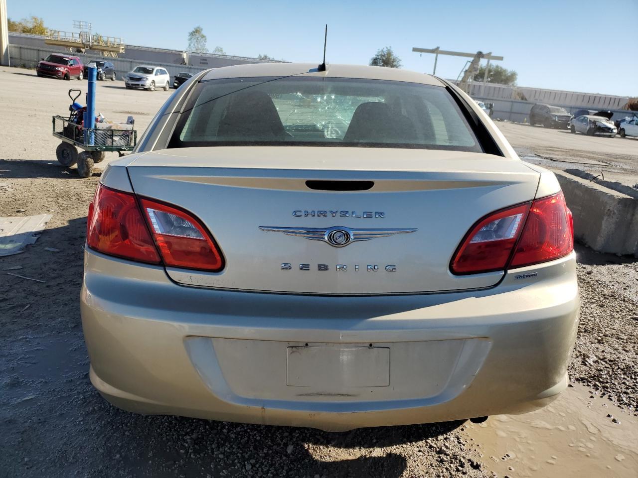 2010 Chrysler Sebring Touring - Фото 6