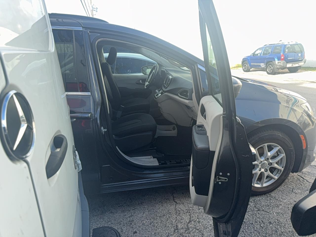 2018 Chrysler Pacifica Lx - Фото 5