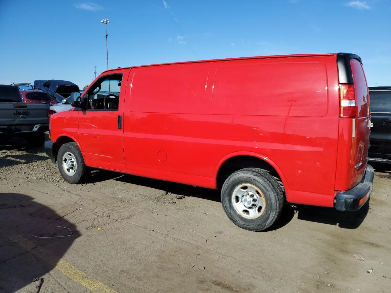 2019 Chevrolet Express G2500 - Фото 2