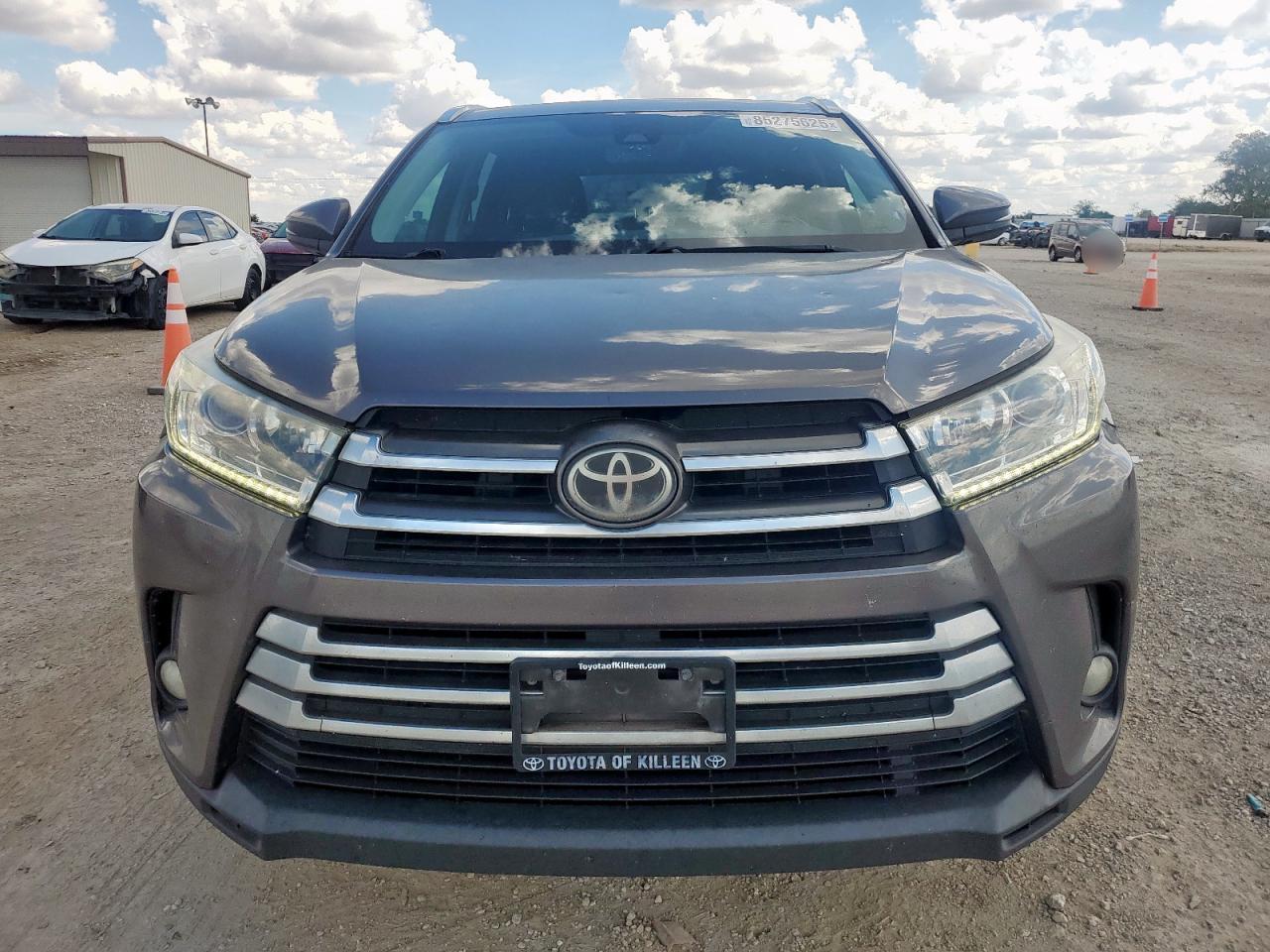 2017 Toyota Highlander Limited - Фото 5