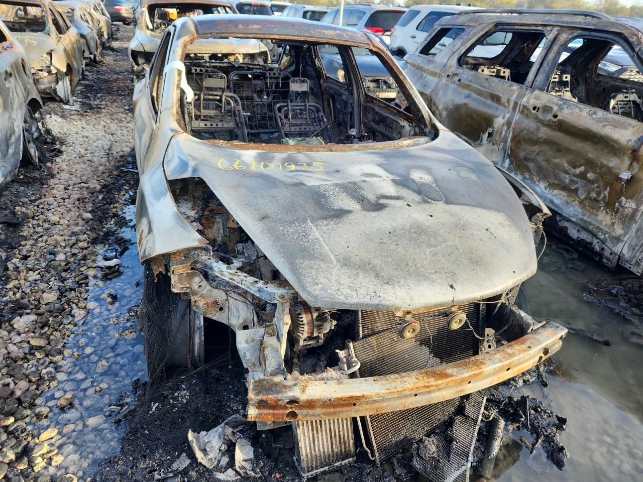 2014 Nissan Juke S - Image 5