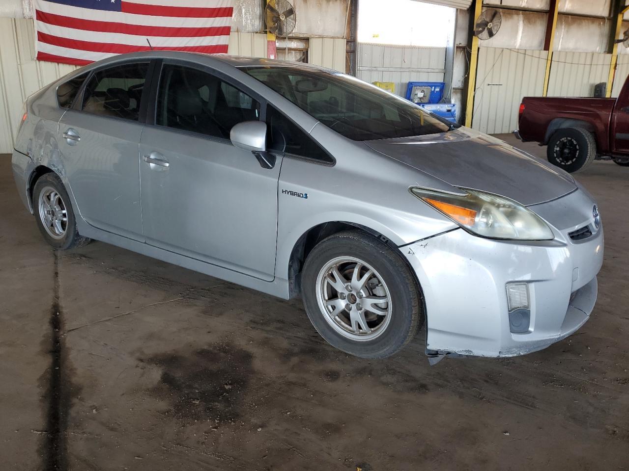 2010 Toyota Prius - Фото 4