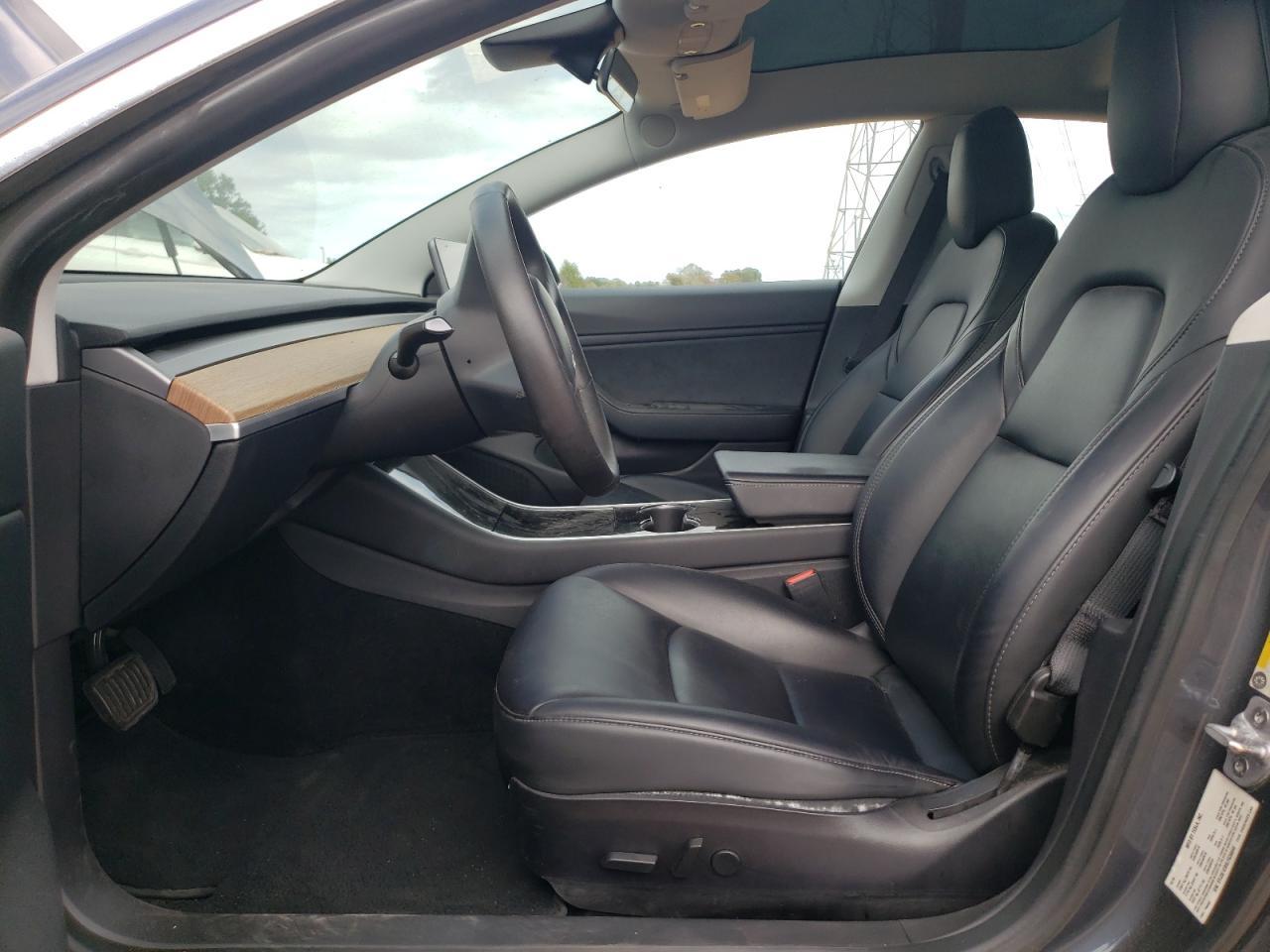 2020 Tesla Model 3 - Фото 7