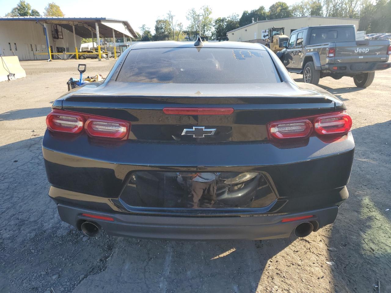 2021 Chevrolet Camaro Ls - Фото 6