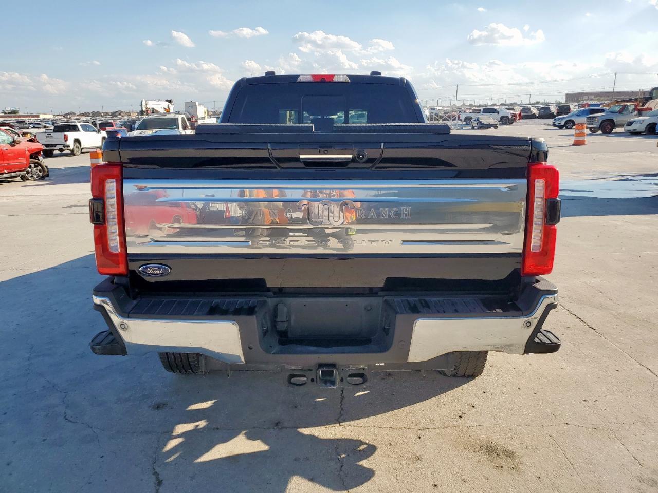2024 Ford F250 Super Duty - Image 6