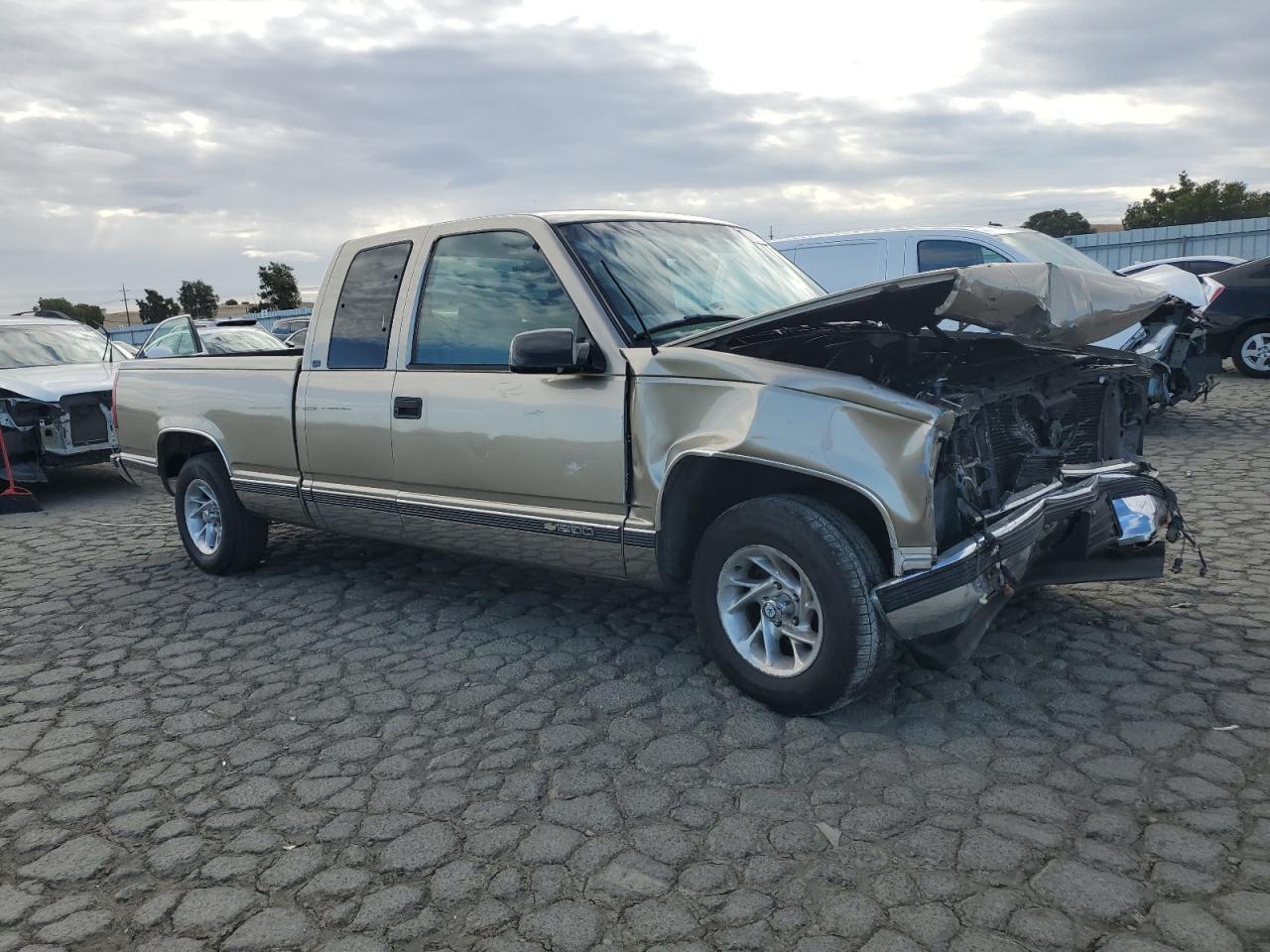 1999 Chevrolet Gmt-400 C1500 - Фото 4