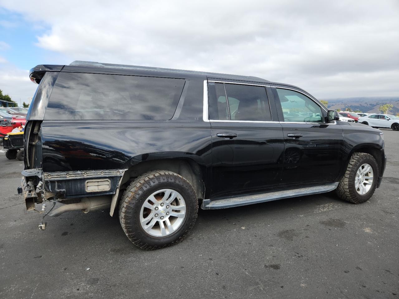 2015 Chevrolet Suburban K1500 Lt - Image 3