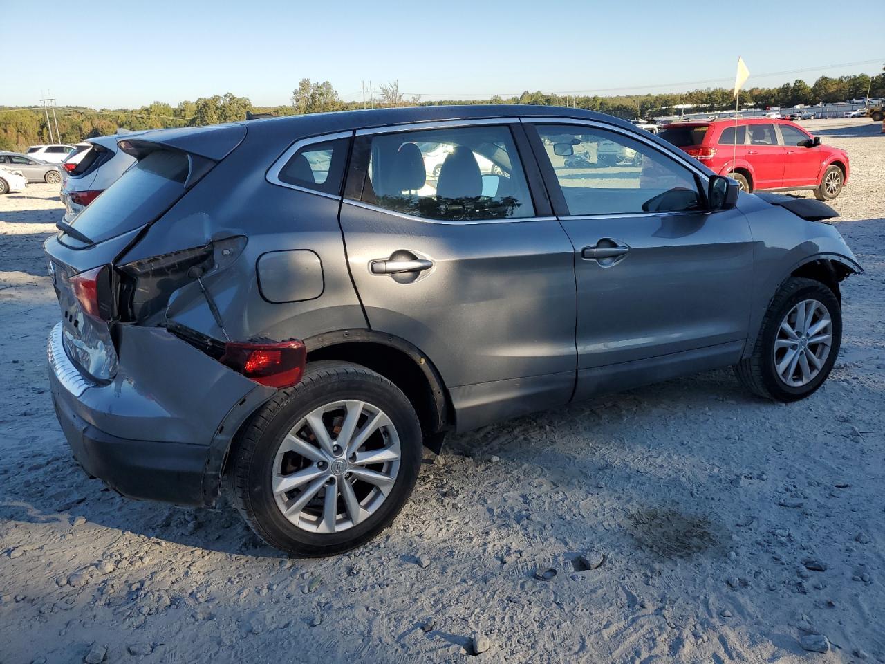 2018 Nissan Rogue Sport S - Фото 3