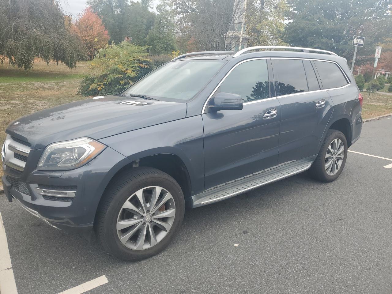 2015 Mercedes-Benz Gl 450 4Matic - Image 2