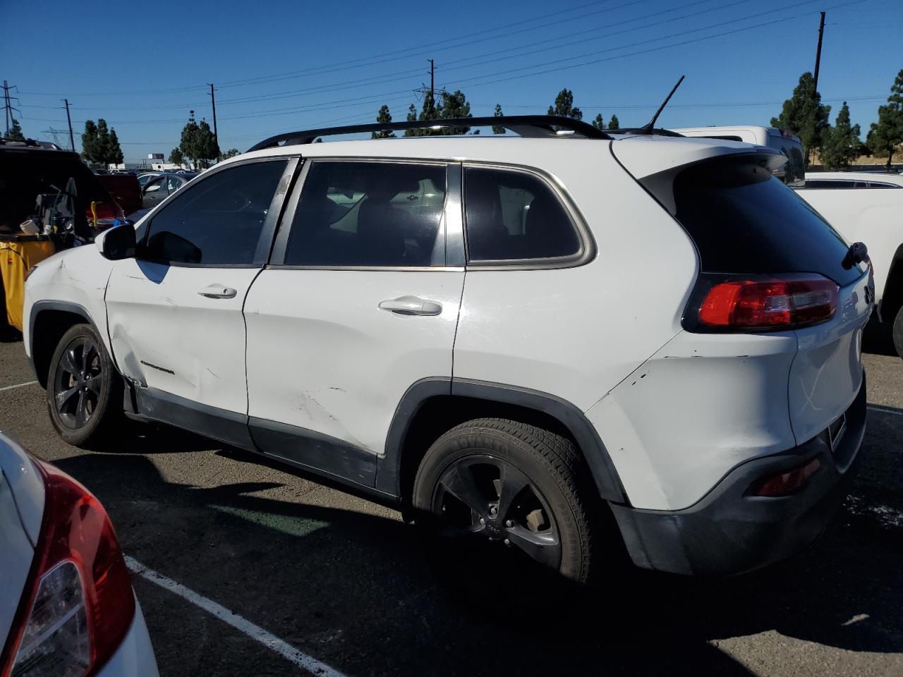 2018 Jeep Cherokee Latitude - Фото 2