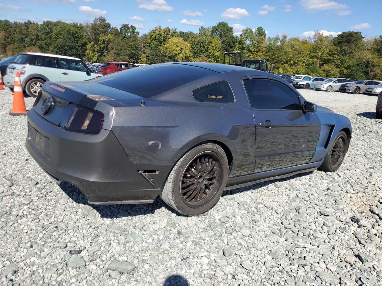 2013 Ford Mustang - Фото 3