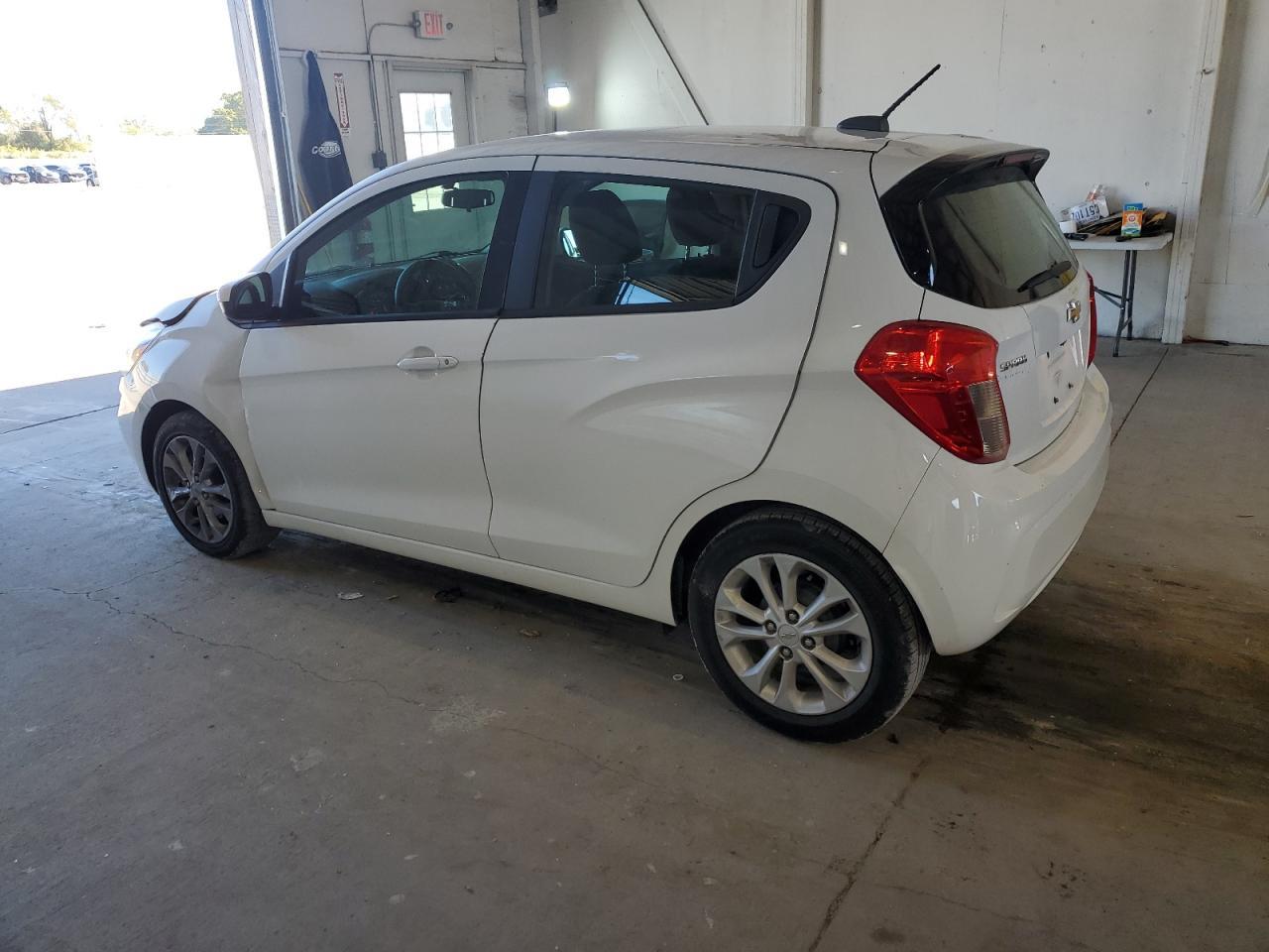 2021 Chevrolet Spark 1Lt - Фото 2