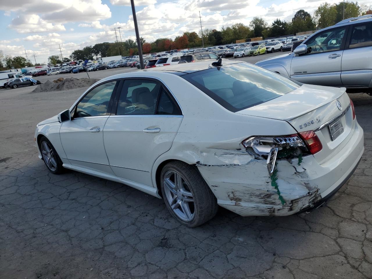 2011 Mercedes-Benz E 550 - Фото 2