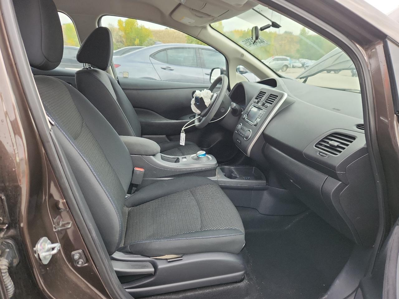 2016 Nissan Leaf S-24 - Фото 7