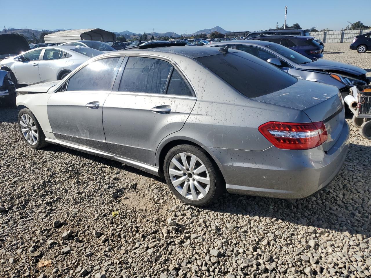 2011 Mercedes-Benz E 350 - Фото 2