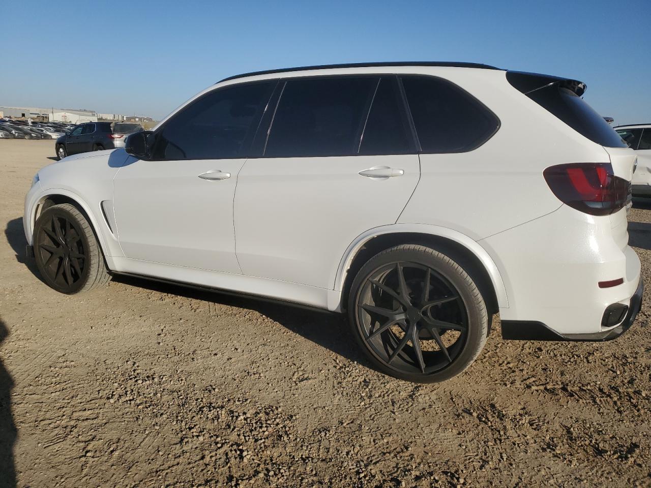 2015 BMW X5 xDrive35I - Фото 2
