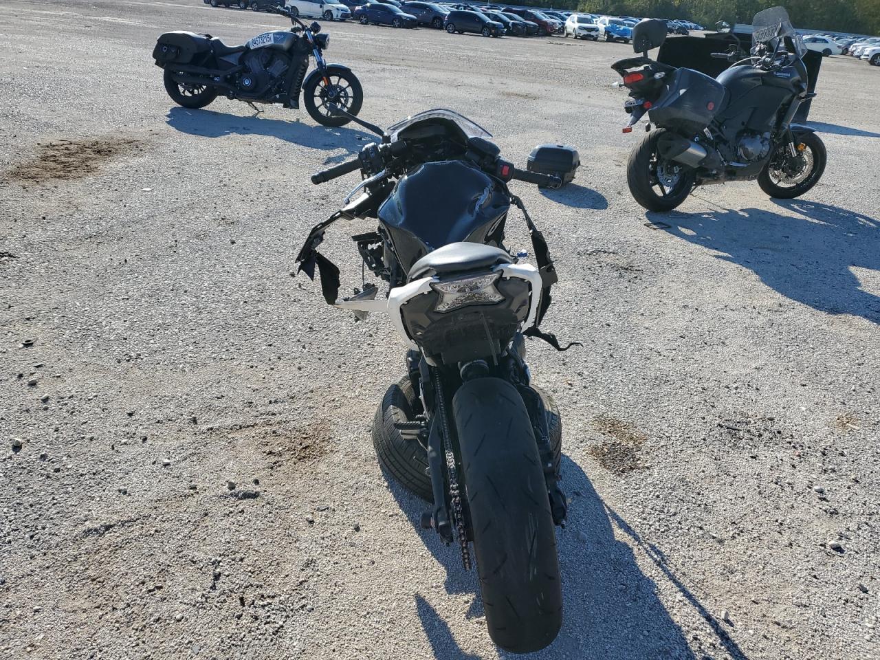 2025 Kawasaki Ex650 R - Фото 4