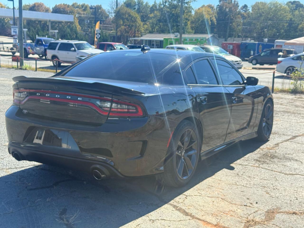2019 Dodge Charger R/T - Image 4