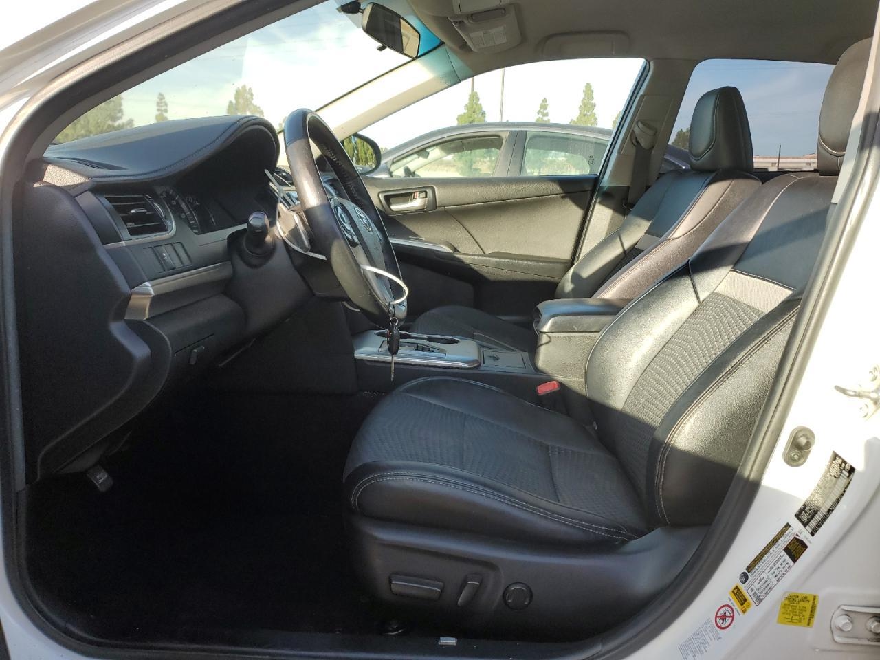 2014 Toyota Camry L - Image 7