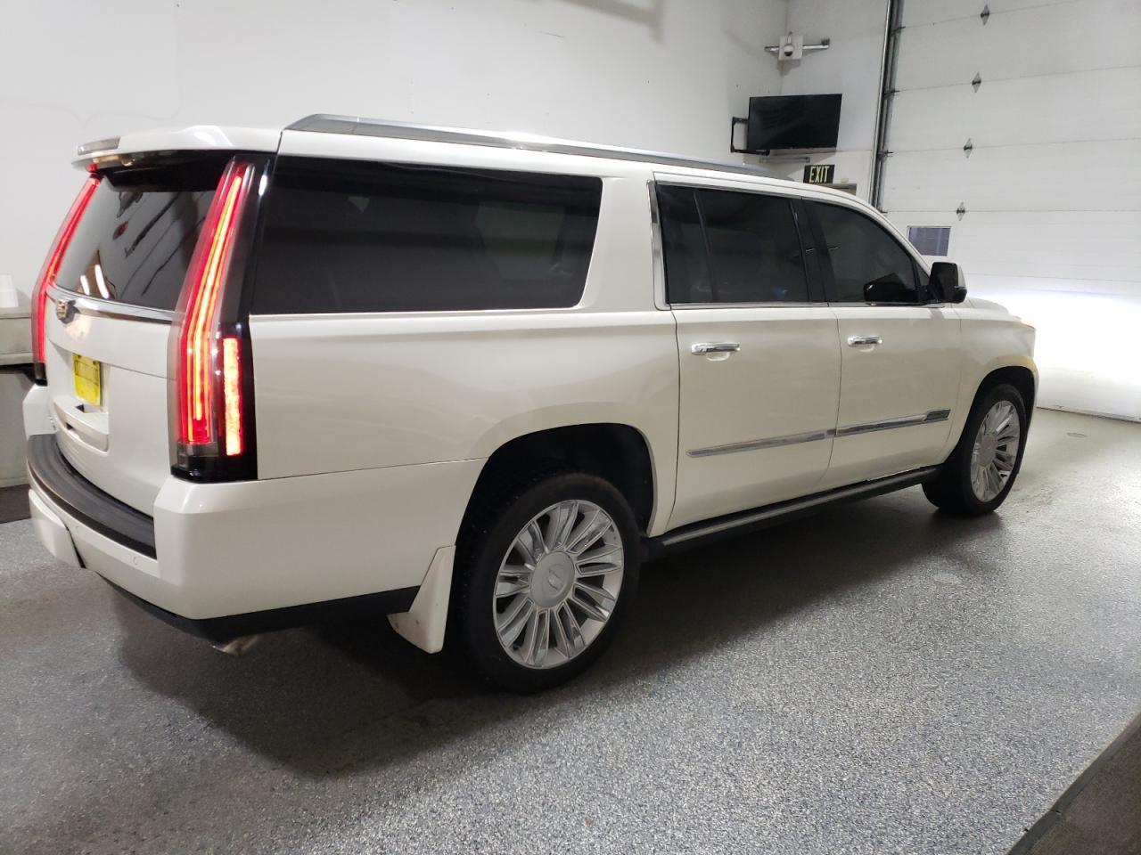 2015 Cadillac Escalade Esv Premium - Фото 3