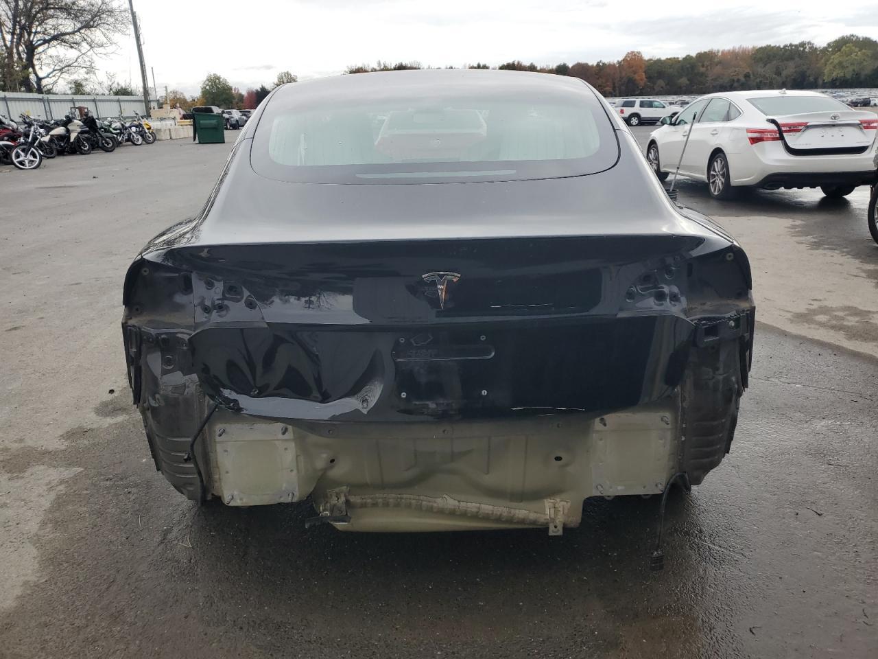 2018 Tesla Model 3 - Image 6