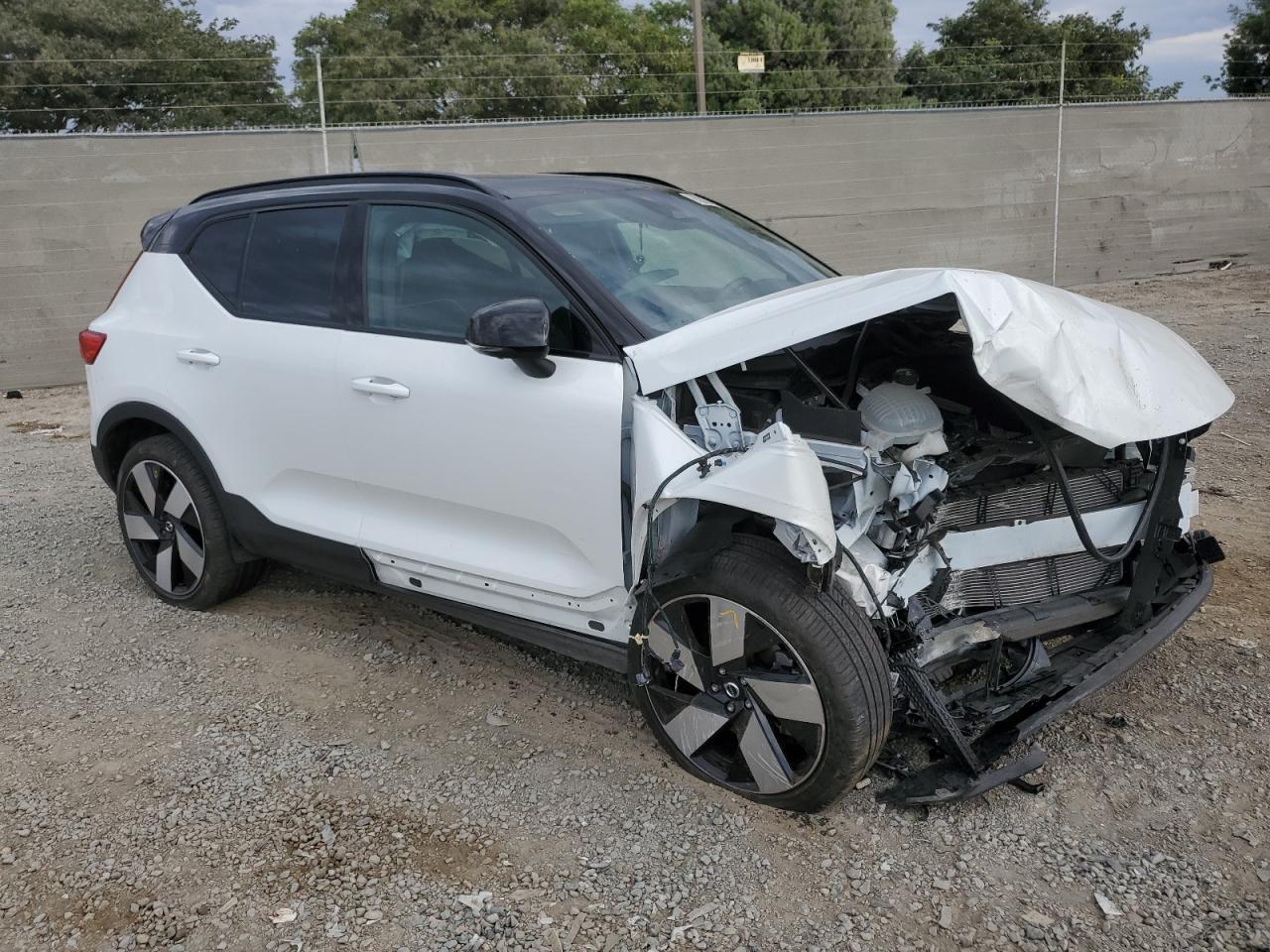 2023 Volvo Xc40 Recharge Ultimate - Фото 4