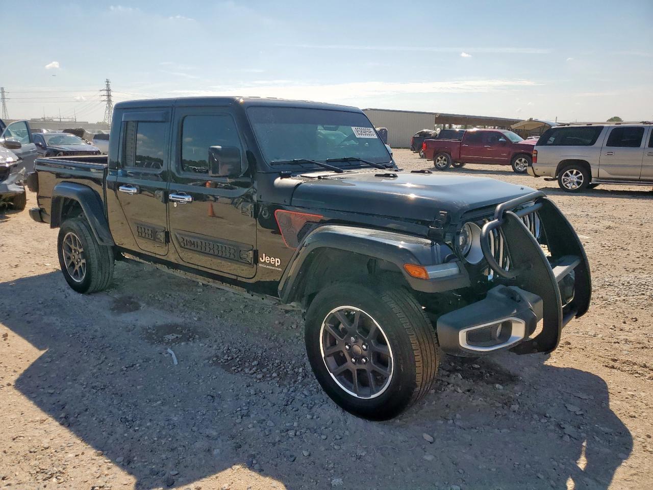 2023 Jeep Gladiator Overland - Image 4