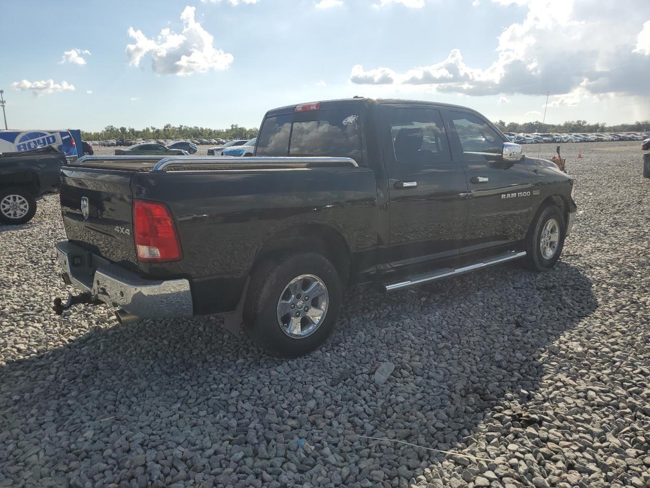 2011 Dodge Ram 1500 - Фото 3