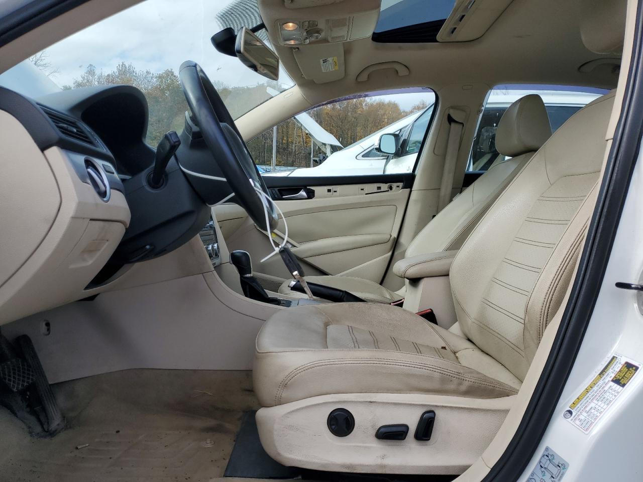 2012 Volkswagen Passat Se - Фото 7