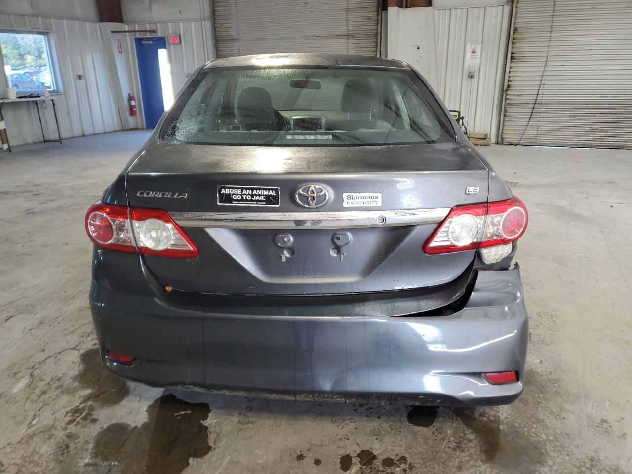 2011 Toyota Corolla Le - Фото 6