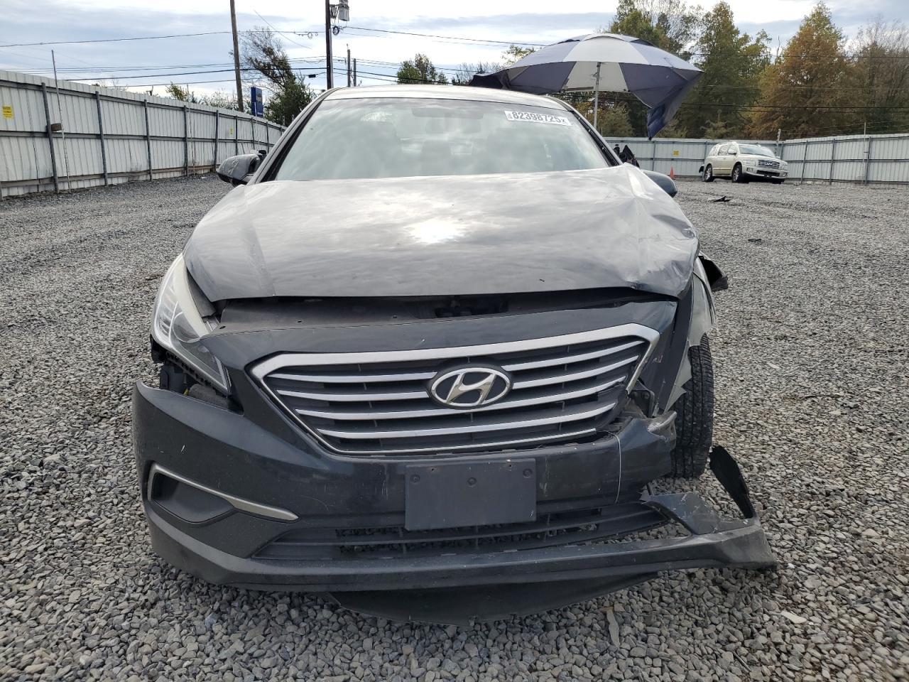 2017 Hyundai Sonata Se - Image 5