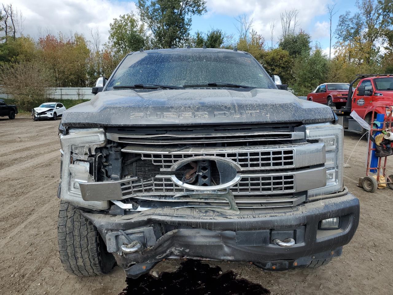 2017 Ford F350 Super Duty - Image 5