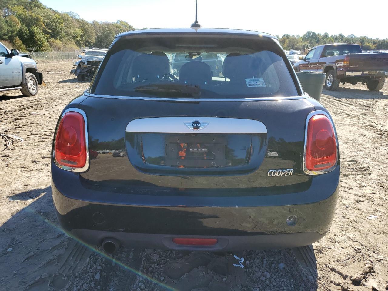 2015 Mini Cooper - Image 6