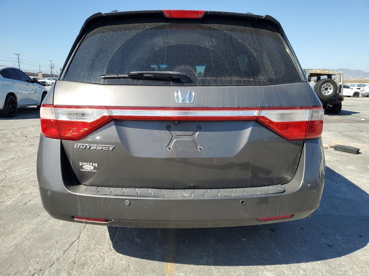 2011 Honda Odyssey Touring - Фото 6