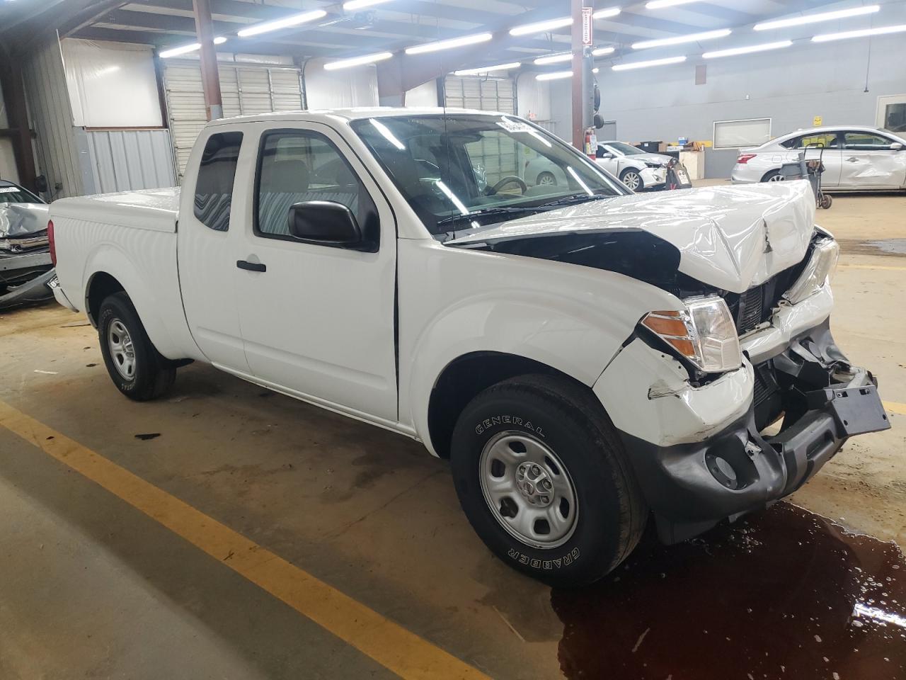 2019 Nissan Frontier S - Фото 4