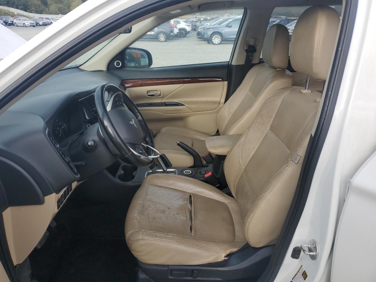 2014 Mitsubishi Outlander Se - Фото 7