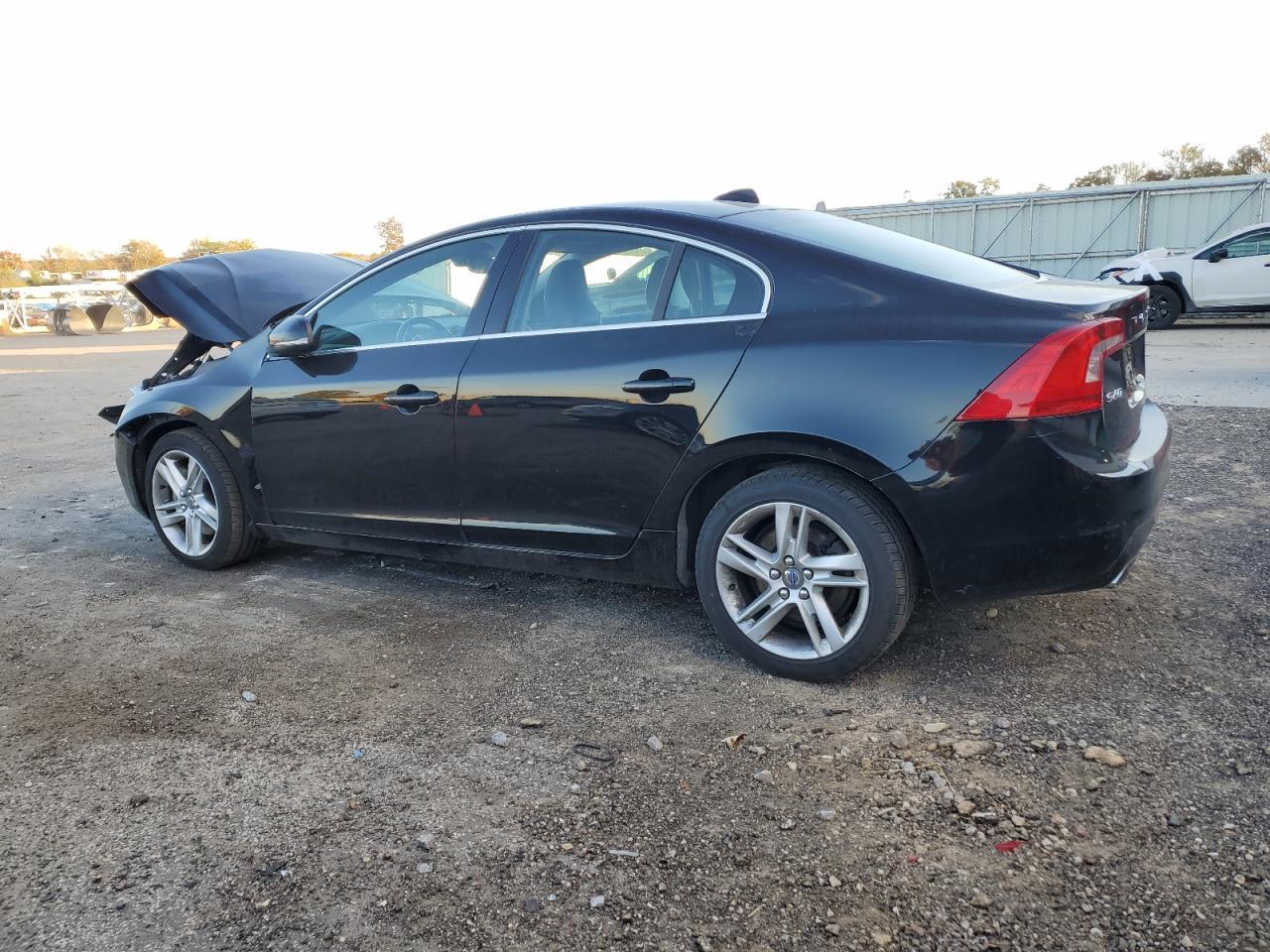 2015 Volvo S60 Premier - Фото 2