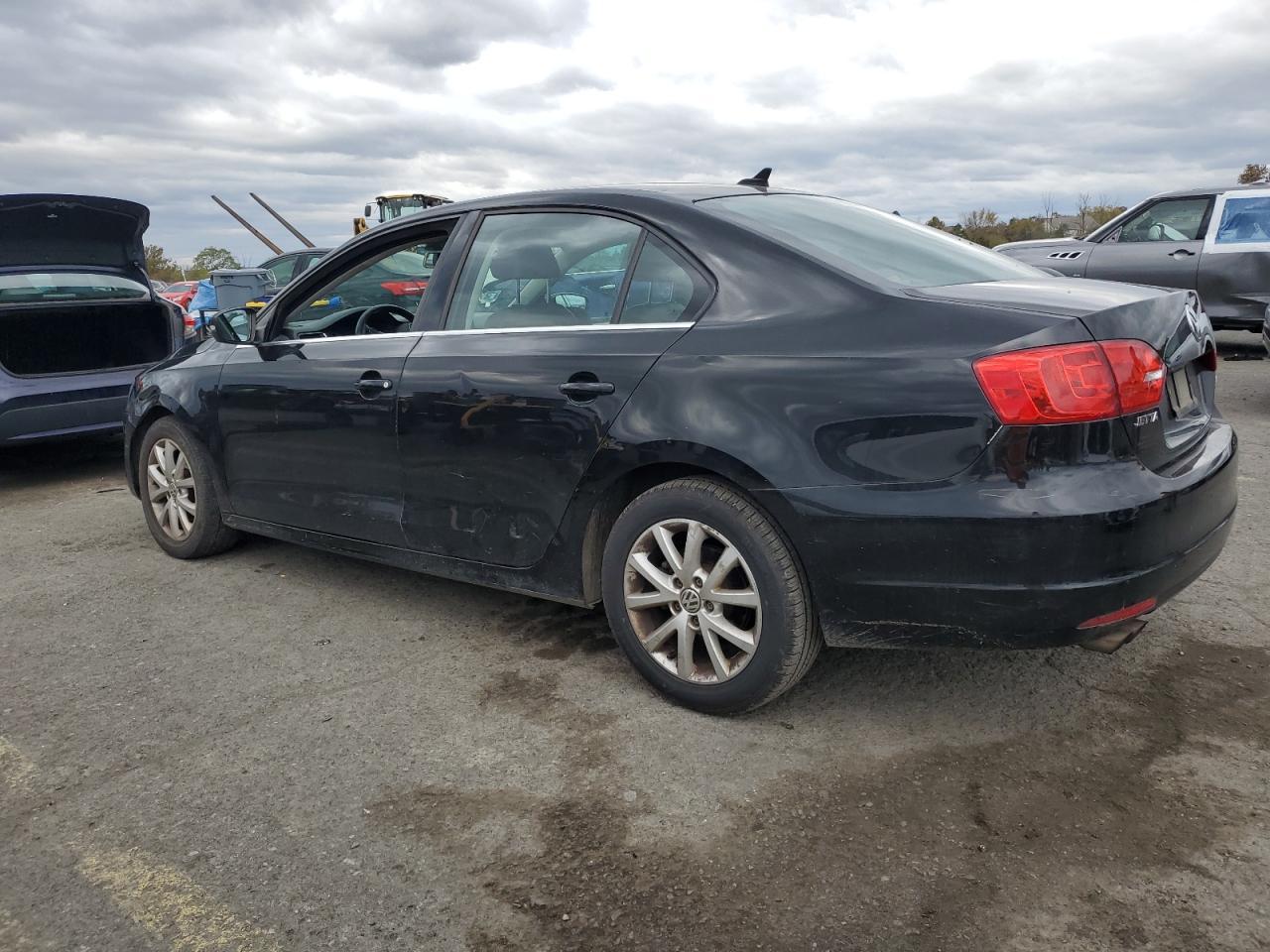 2013 Volkswagen Jetta Se - Фото 2
