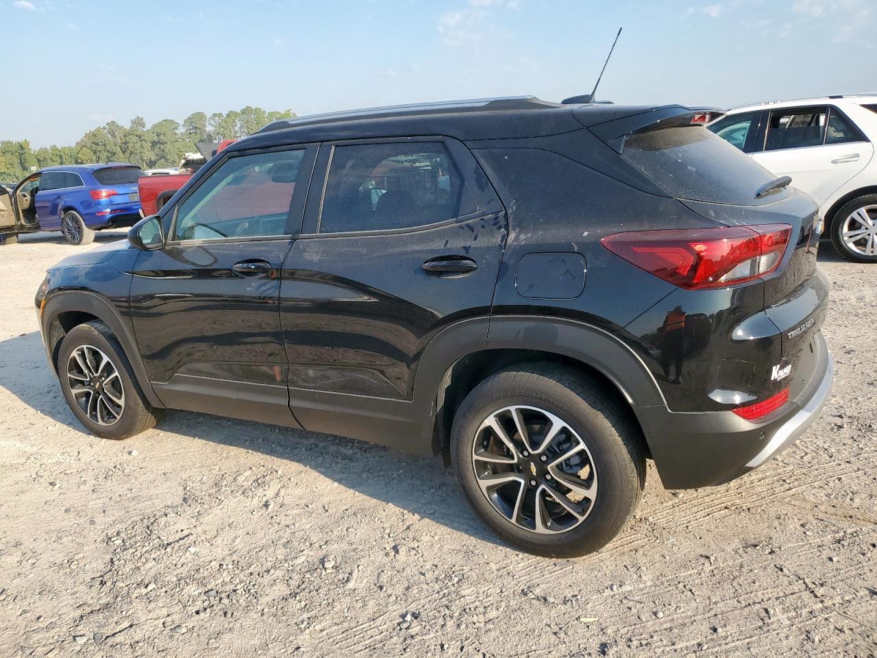 2025 Chevrolet Trailblazer Lt - Фото 2