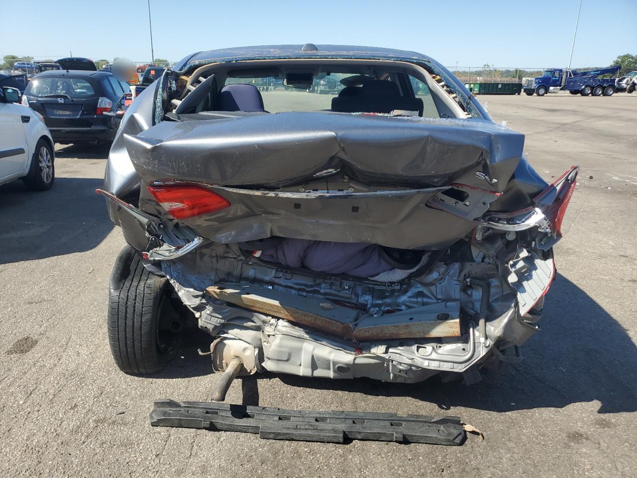 2016 Nissan Sentra S - Image 6