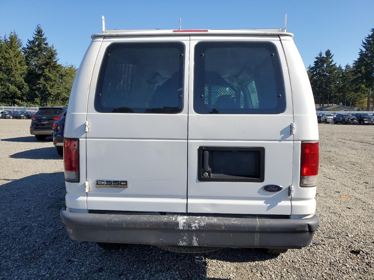 2007 Ford Econoline E350 Super Duty Van - Фото 6