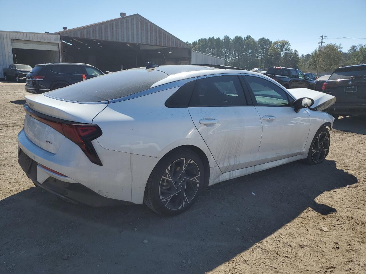 2025 Kia K5 Gt Line - Image 3