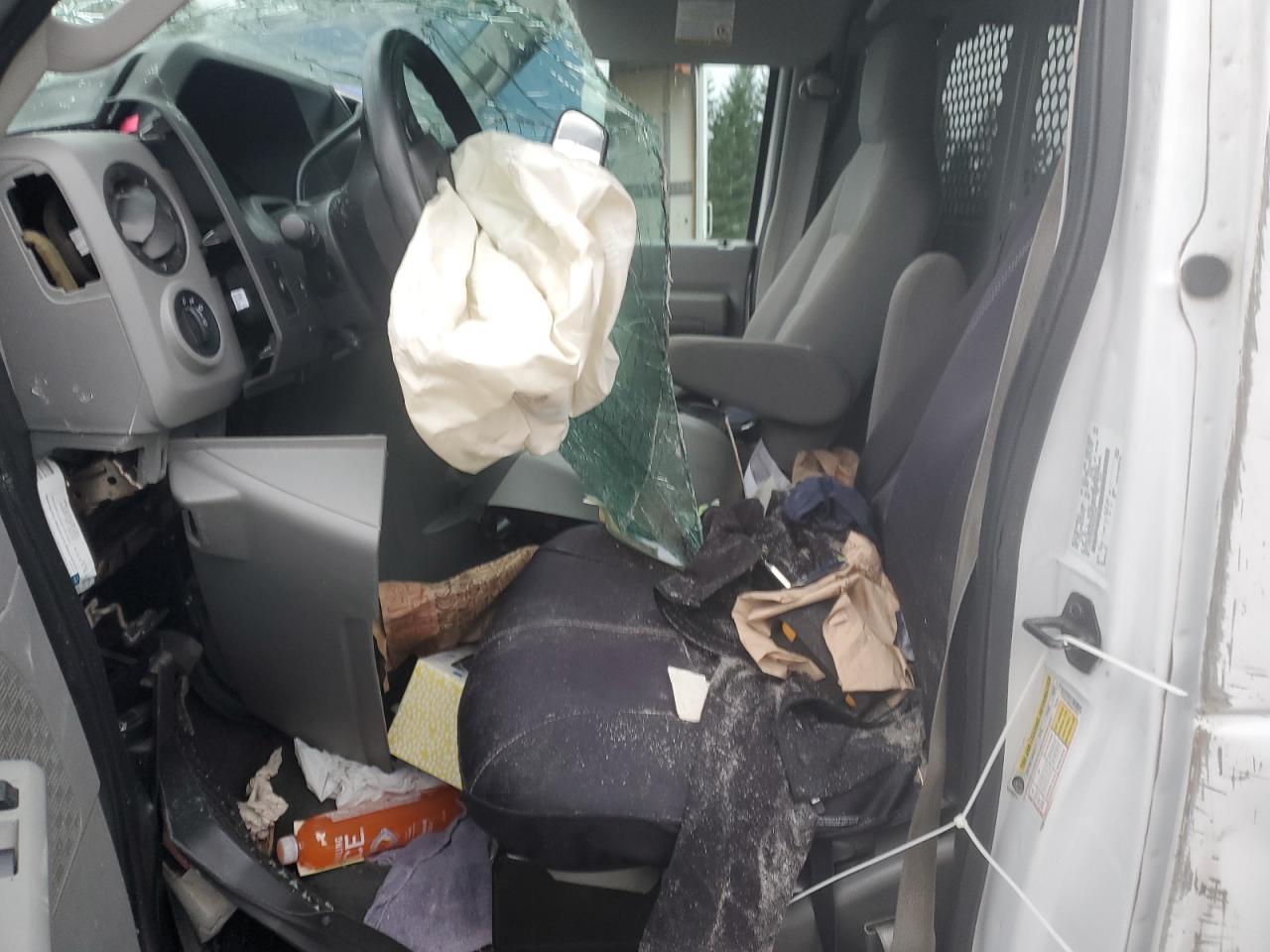 2011 Ford Econoline E150 Van - Фото 7